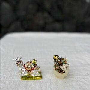 Turtle camel  figuring